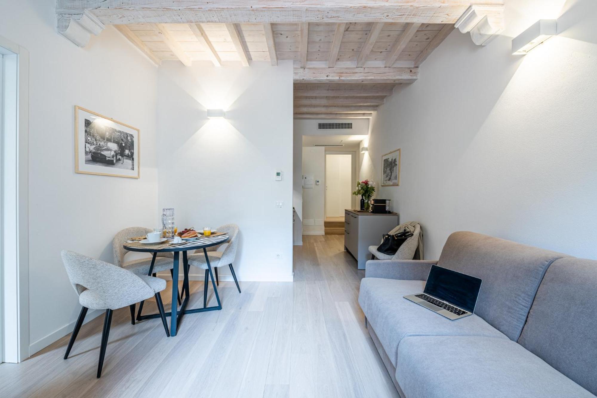 Algila Lifestyle Tornabuoni Apartments Florence Extérieur photo